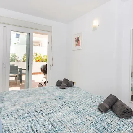 Luxury Two Bed In El Dorado, Puerto Banus Apartment
