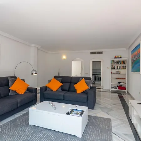 Luxury Two Bed In El Dorado, Puerto Banus * Marbella